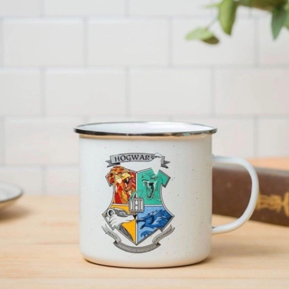 Harry Potter- Hogwarts Crest Enamel Camper Mug -‎ 21oz